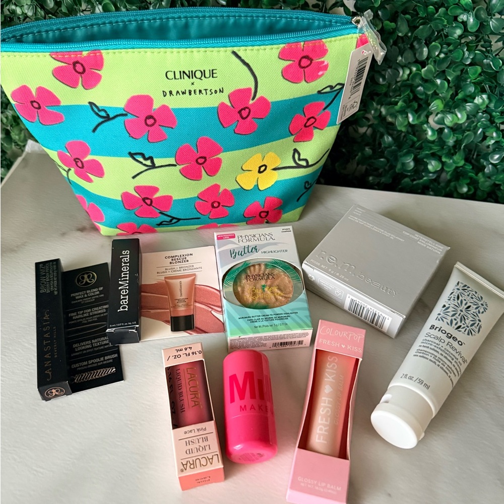 Clinique Floral Cosmetic Pouch with Mixed Makeup Lot
